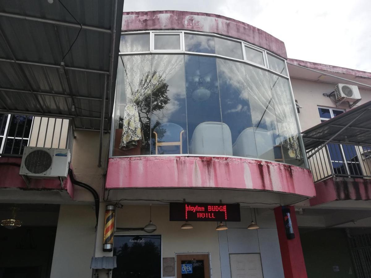 Daisyinn Budget Hotel Kuala Terengganu Кампонг Гонг Бадак Екстериор снимка