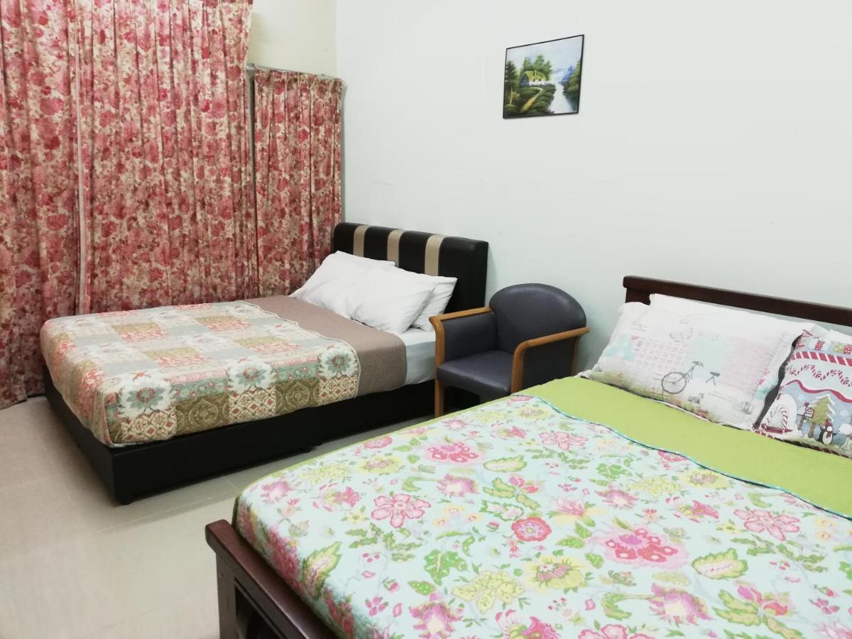 Daisyinn Budget Hotel Kuala Terengganu Кампонг Гонг Бадак Екстериор снимка
